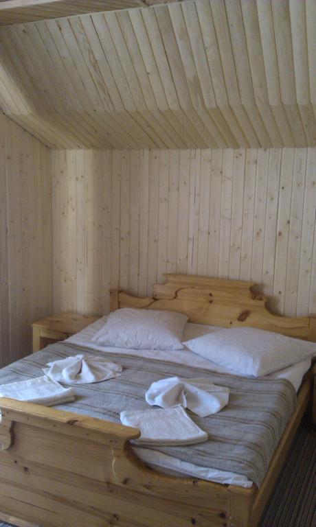 Zoriana Villa Tatariv Room photo